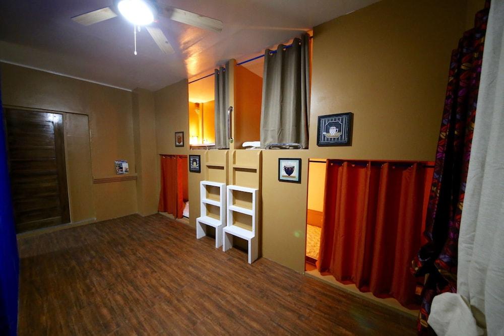 Dee Guesthouse White Sands Мактан Экстерьер фото